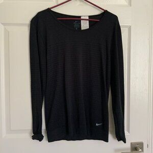 Nike Dri-Fit Long Sleeve Shirt